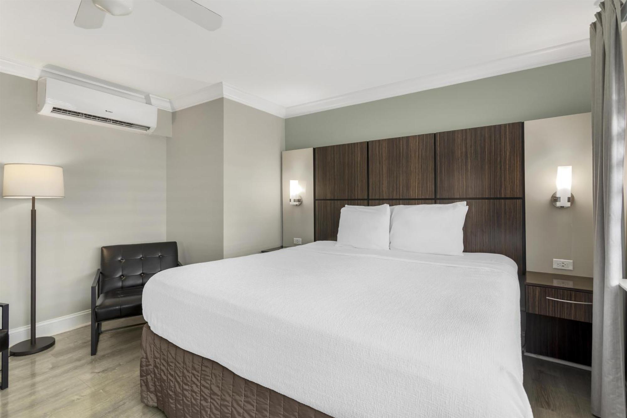 King Room Bay View Non-Smoking